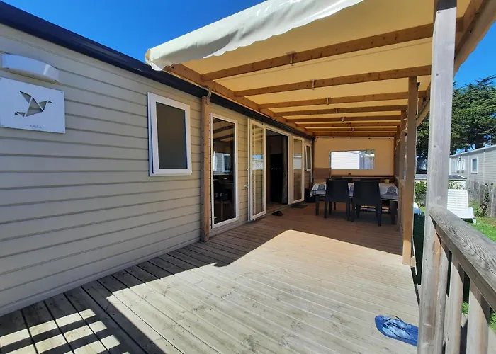 Camping Quiberon - Mobilhomes Bord De Mer, Conguel